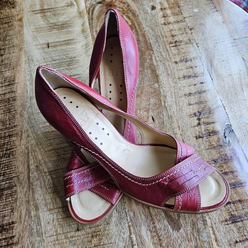 Alberto Fermani Leather Open Toe Heel Size 1 (41) Red Italy